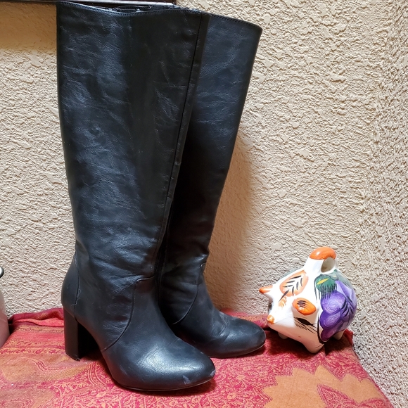 torrid Shoes - Black Faux Leather Knee High Torrid Boots Sexy Plus Size Black Heeled Boot 9W